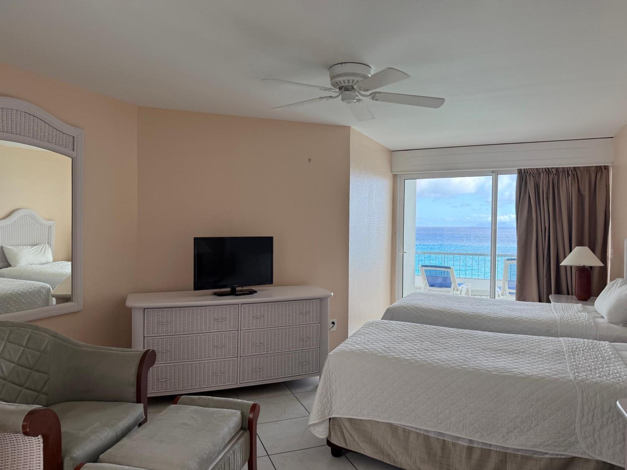 Cupecoy  Sapphire Beach Club Resort מראה חיצוני תמונה